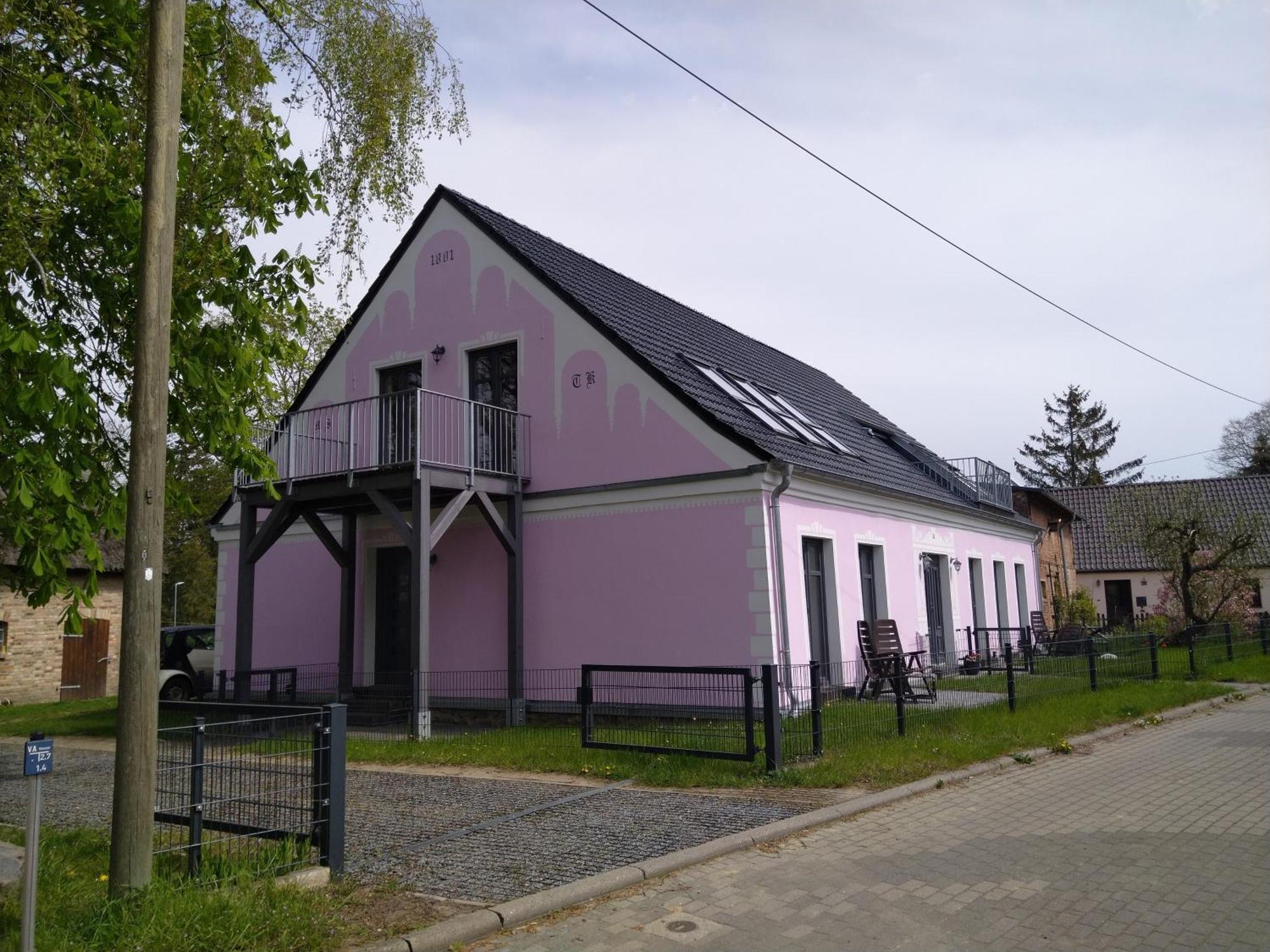 Wohnung Nr 3 Bargischow Luaran gambar